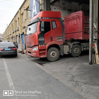 正規(guī)上海貨運(yùn)哪家強(qiáng)？道路貨物運(yùn)輸企業(yè)選擇指南